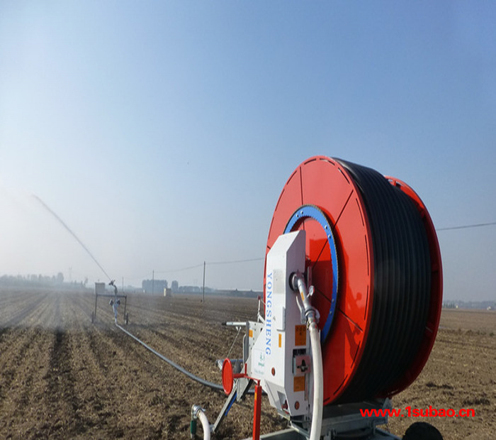 高效节能绞盘式移动中小型喷灌机 节水灌溉设备 带农业补贴