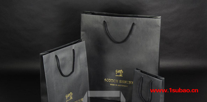 Scotch Shrunk 服装袋，出口荷兰童装手提袋，莱妮纹黑卡包装袋，覆膜烫金平张机制礼品袋定做
