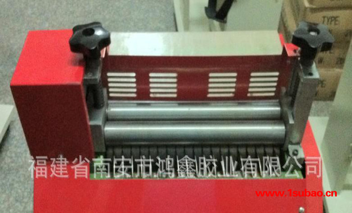生产纸板过胶机，塑料盖涂胶机，金属片上胶机，皮套过胶机图2