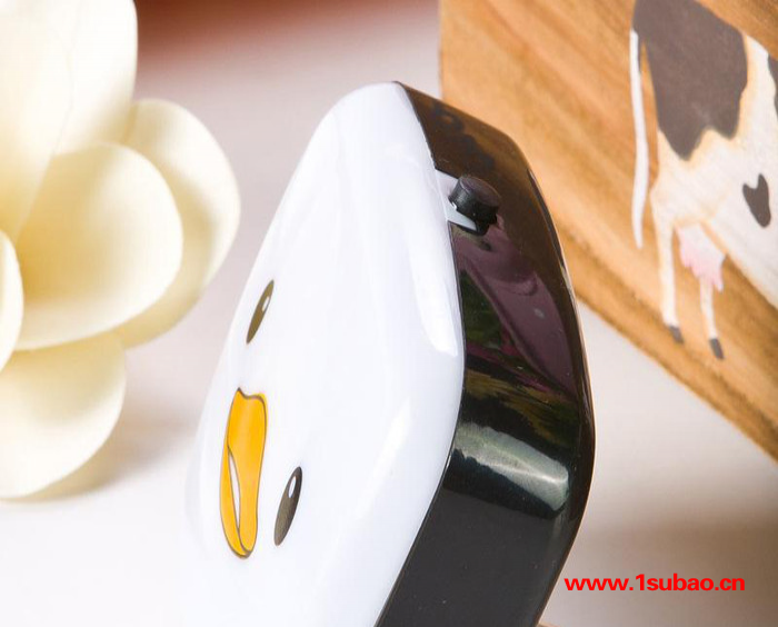 启洲LED节能小夜灯插电式迷你可爱创意卡通小黄鸭0.1W夜灯图2