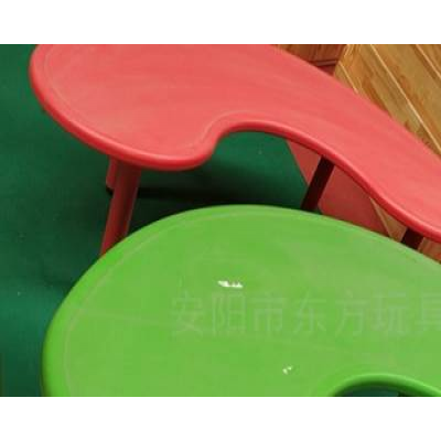 幼儿园塑料桌子生产厂家-临漳幼儿园塑料桌子-东方玩具厂
