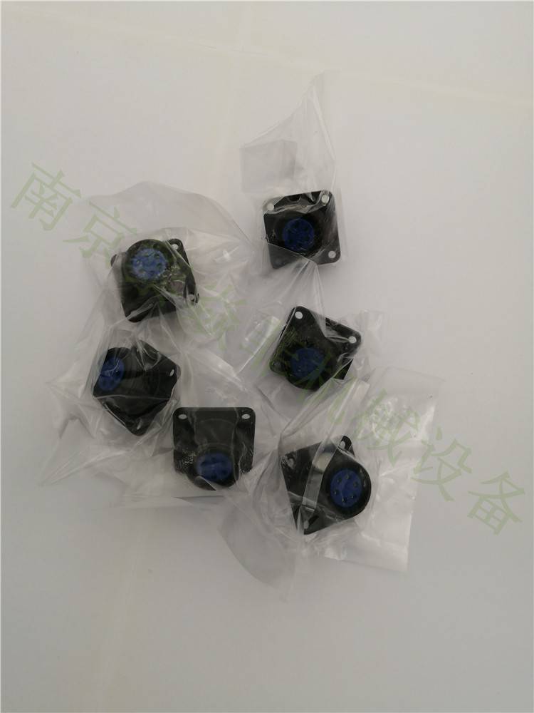 日本電子工業DDK光纤连接器FF18N-10A-R11A-3H苏州