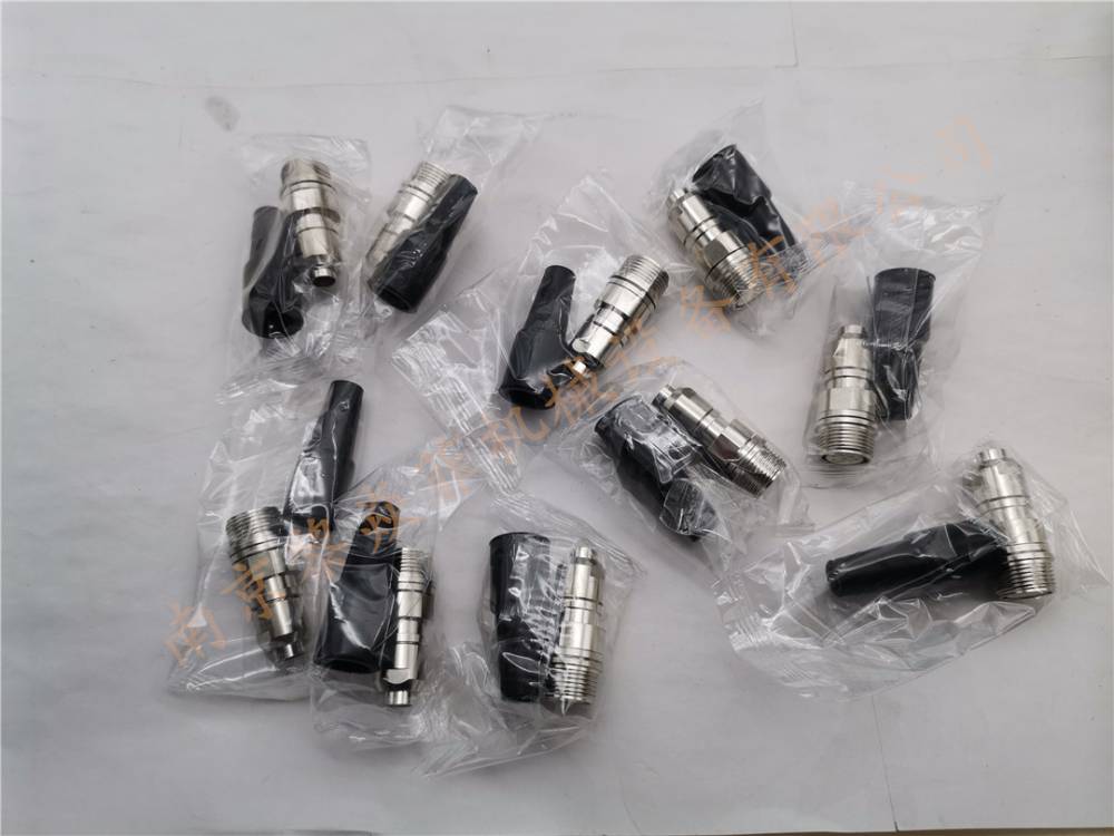 日本多治见TMW接头连接器PRC04-21A26S-21M日本