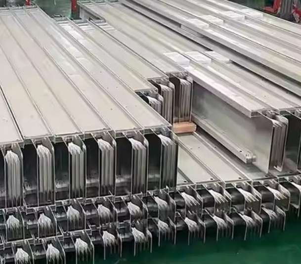 铜排铝排变电站密集空气型低压三相四线浇筑母线槽图3